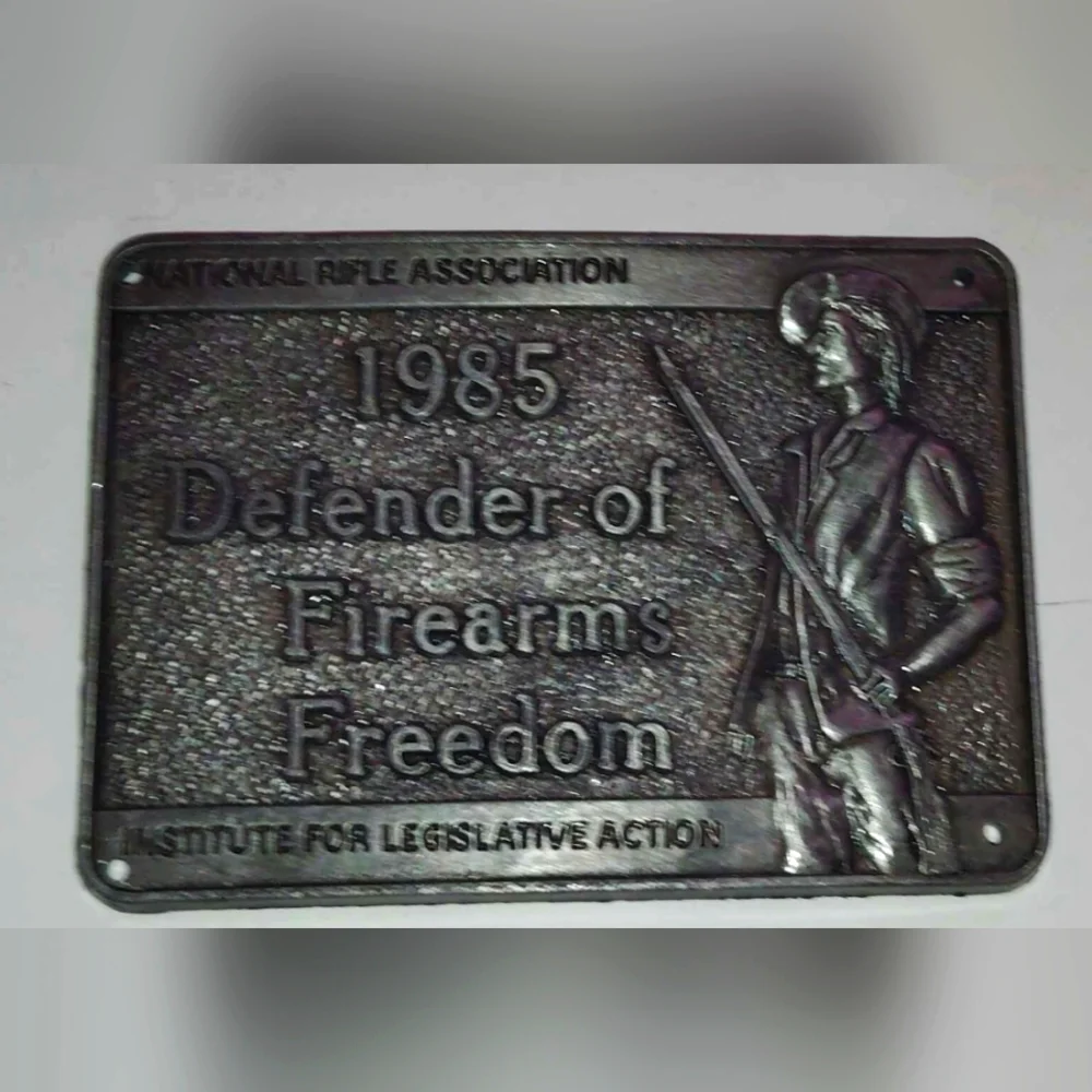 1985 NRA Defender of Firearms Freedom Plaque Belt Buckle Front